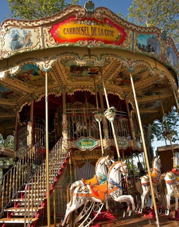 La Bulle Familles Clim, Wifi, Airport Shuttle,Tout A Pied Carcassonne Eksteriør bilde