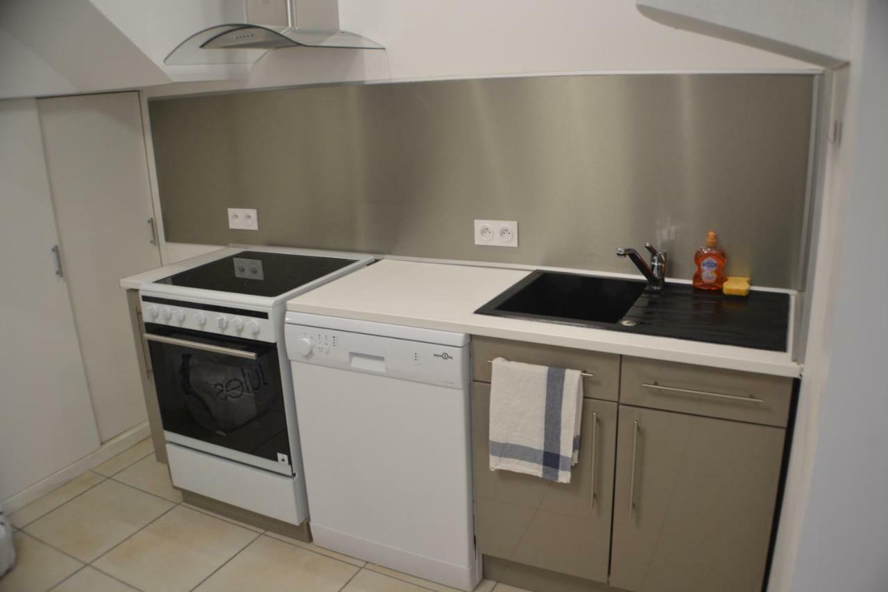 La Bulle Familles Clim, Wifi, Airport Shuttle,Tout A Pied Carcassonne Eksteriør bilde