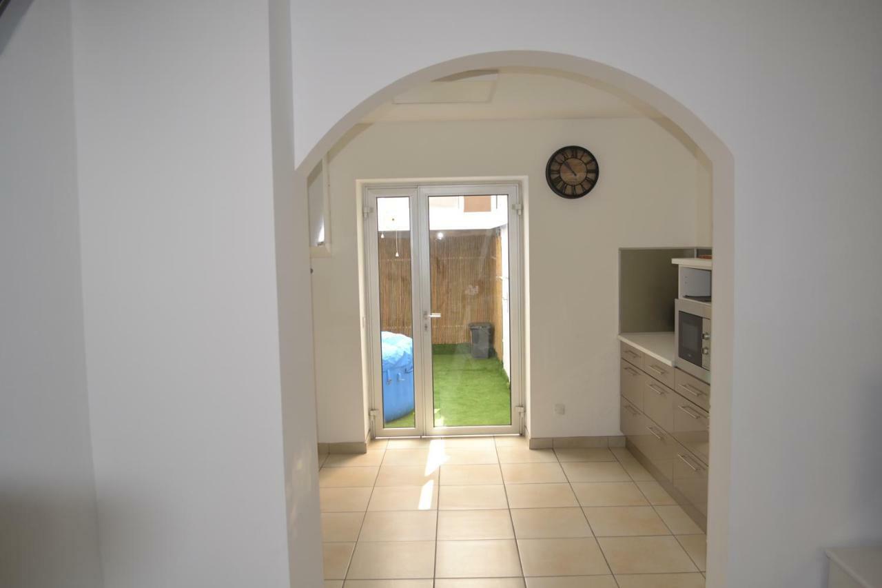 La Bulle Familles Clim, Wifi, Airport Shuttle,Tout A Pied Carcassonne Eksteriør bilde
